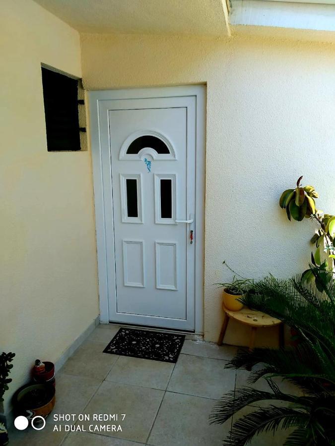 Villa Nikola - Rina Brela Exterior photo